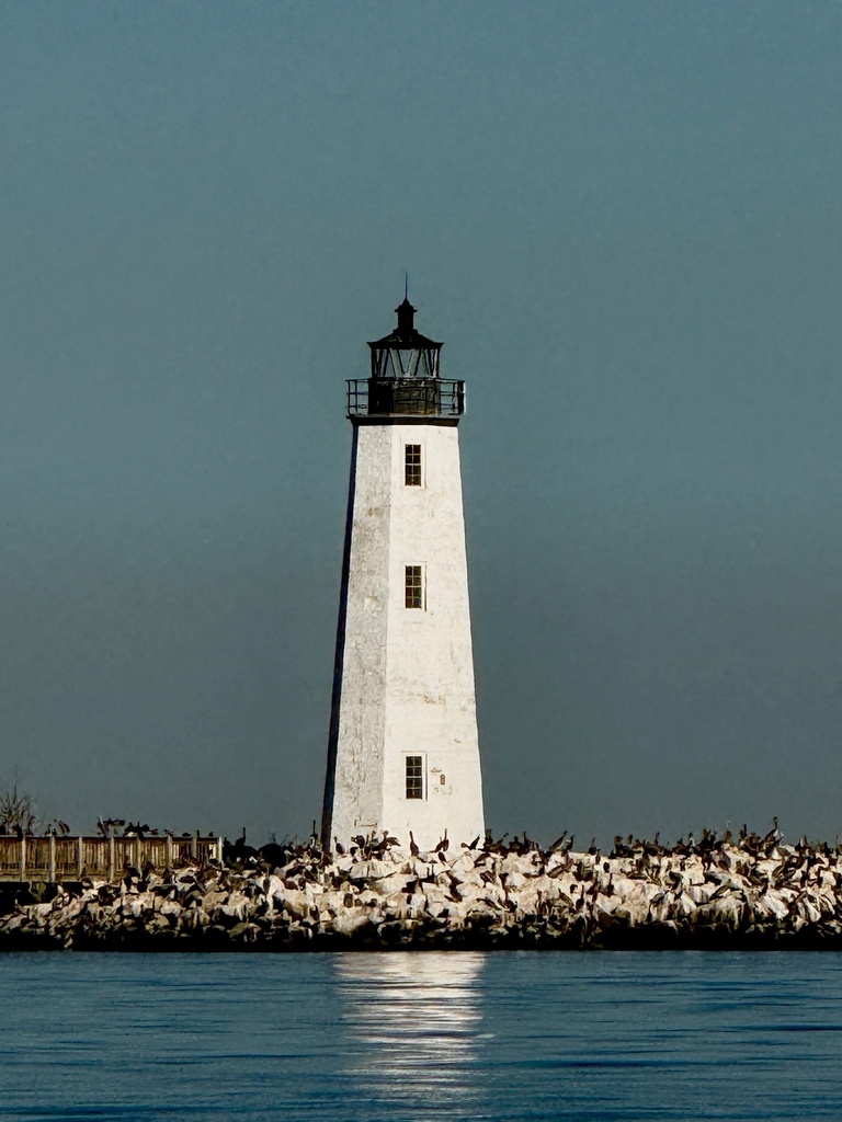 Averelle Dylan- Light Keepers - New Point