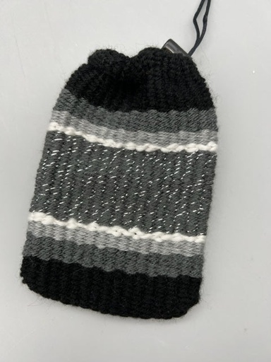 [GKB09] Gudrun Kiel-Bullock- Grey White Silver Stripe Bag