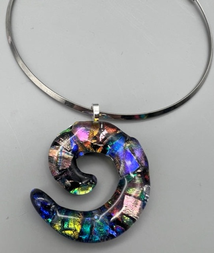 [IU009] Irene Ultee-Swirl Glass Pendant Necklace 5