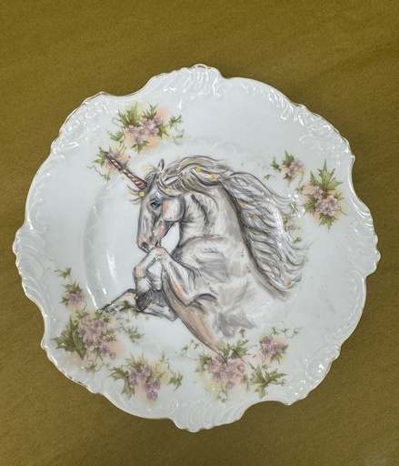[JAS2] Jennifer Schroeder-Unicorn Vintage Plate