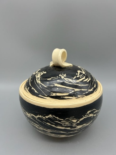 [SB06] Susan Brodie-Covered Wave Bowl