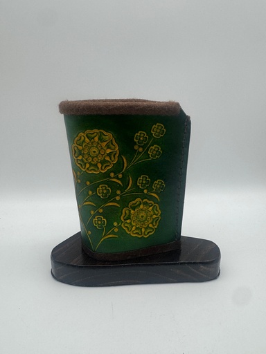 [DOR2027] Warren Dorer-Green Eyeglass Station