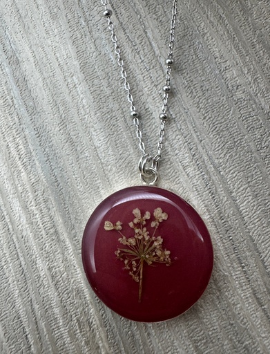 [DB038] Denise Bush-Queen Anne's Lace Necklace 1